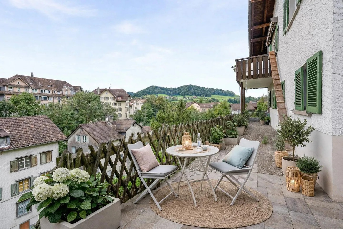 Charmante maison individuelle avec balcon ensoleillé et belle vue - Photo 13 sur 13