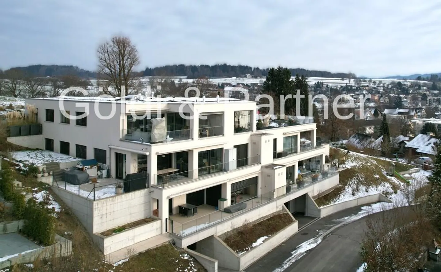 Appartement terrasse spacieux et lumineux. - Photo 1 sur 9