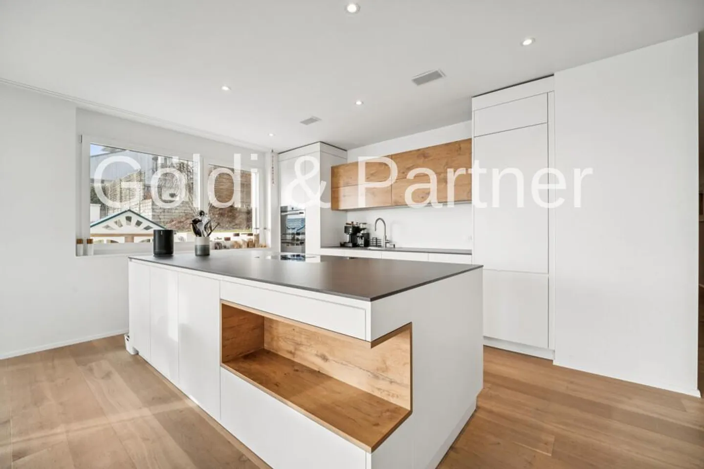 Appartement terrasse spacieux et lumineux. - Photo 3 sur 9