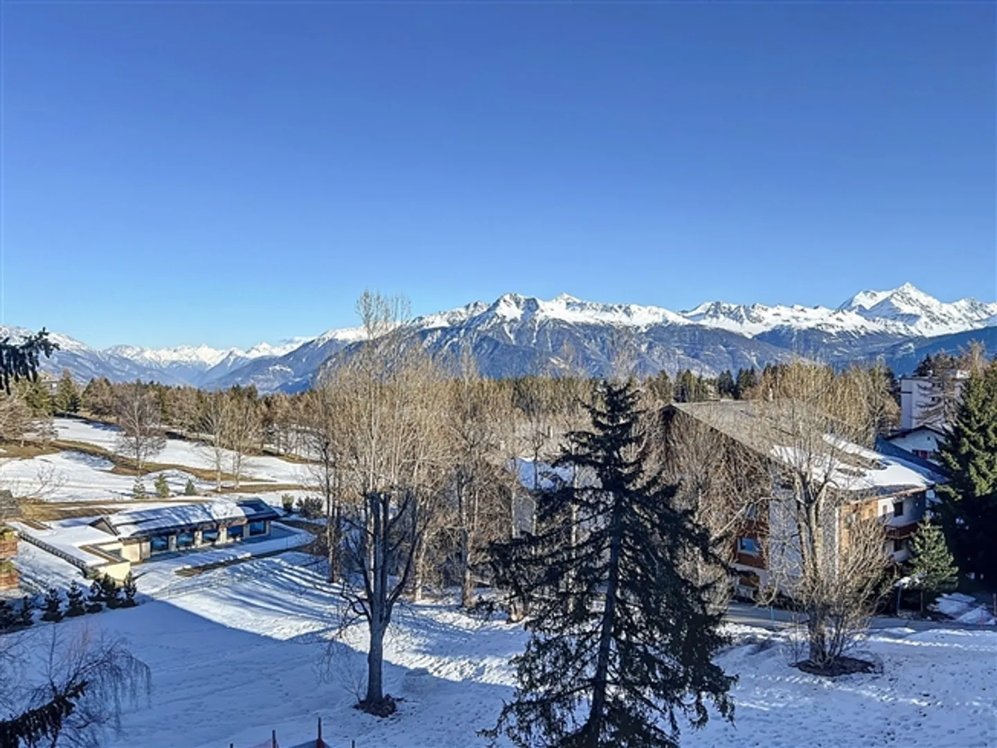 Helle 4.5-Zimmer-Wohnung in Crans-Montana - Foto 12 von 12