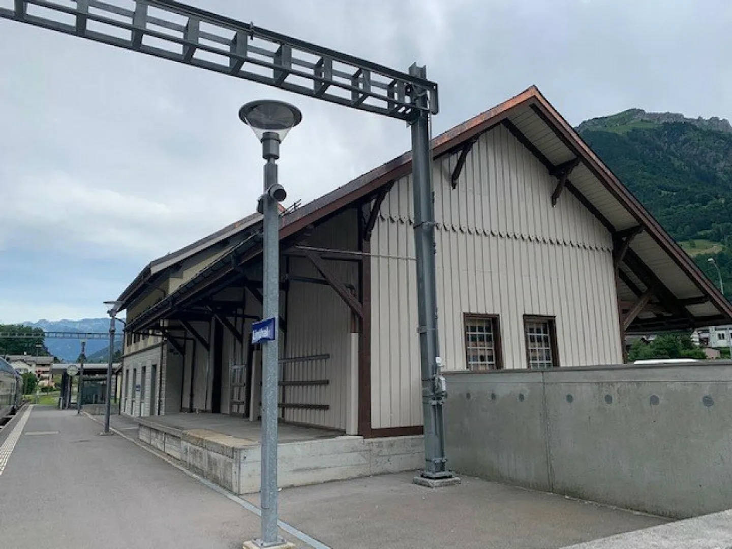 Spazio di stoccaggio nel magazzino merci, ca. 100 m2 - Foto 1 di 5