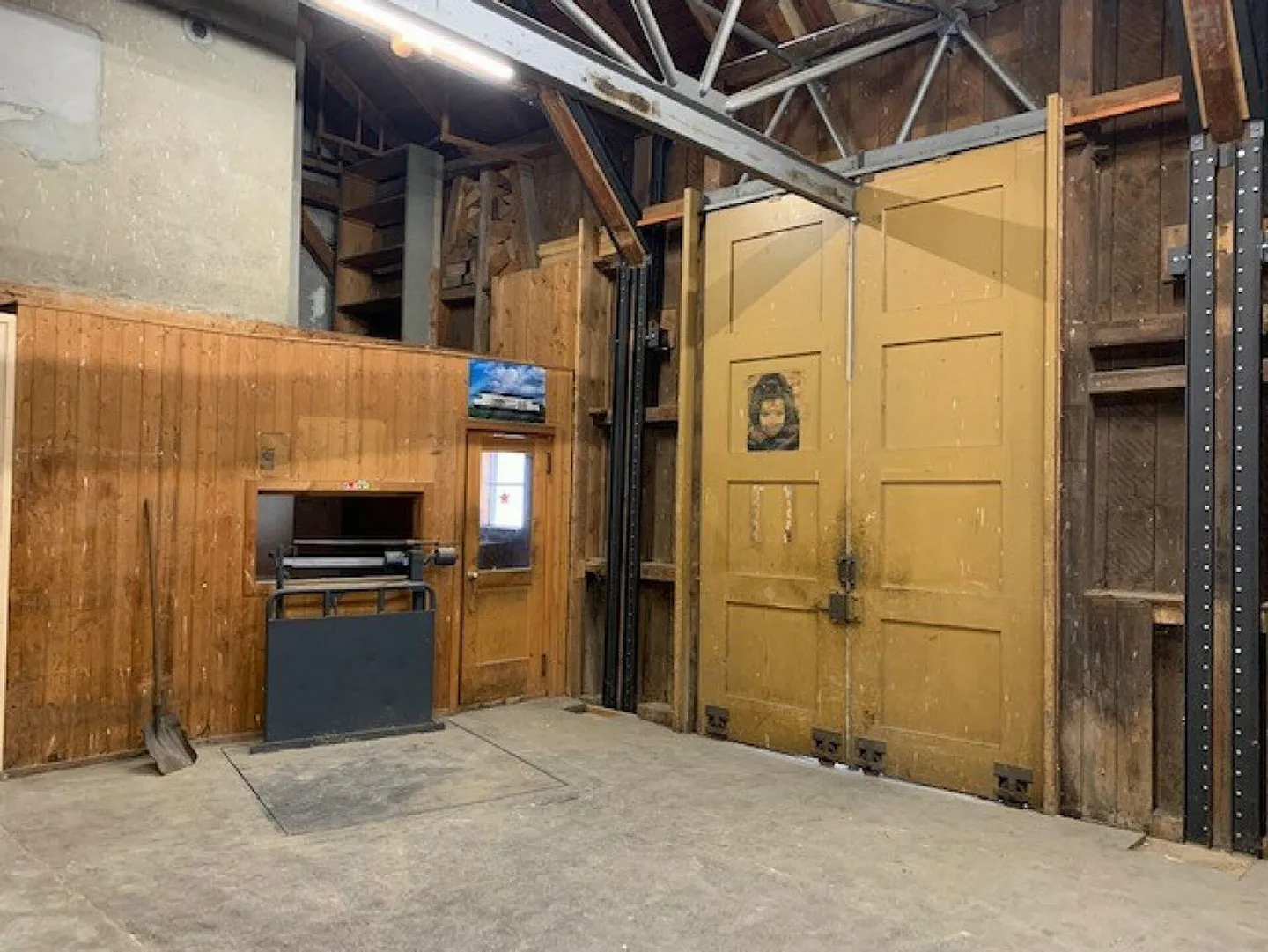 Spazio di stoccaggio nel magazzino merci, ca. 100 m2 - Foto 5 di 5