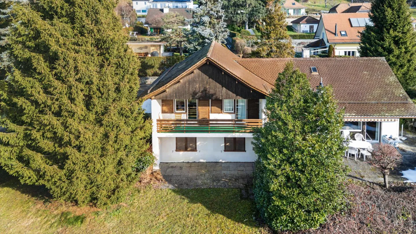 Maison Exceptionnelle avec Potentiel - Photo 1 sur 9