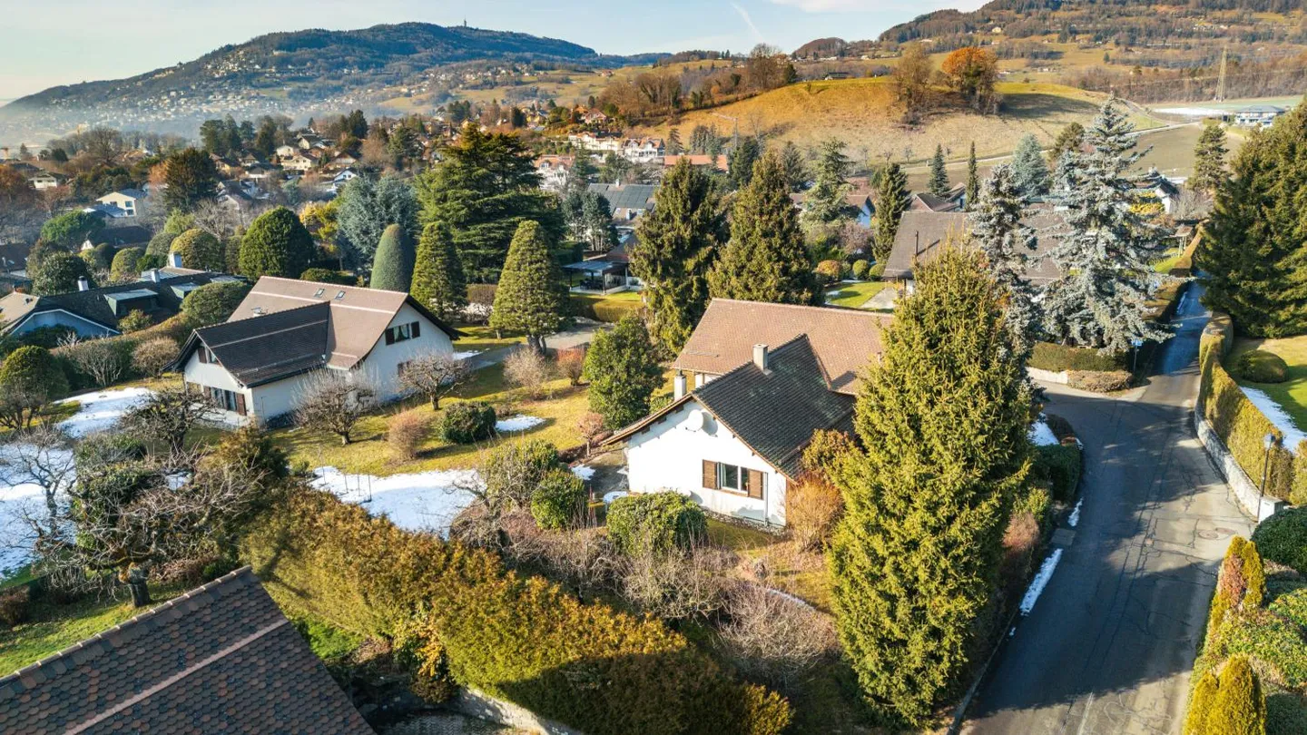 Maison Exceptionnelle avec Potentiel - Photo 8 sur 9