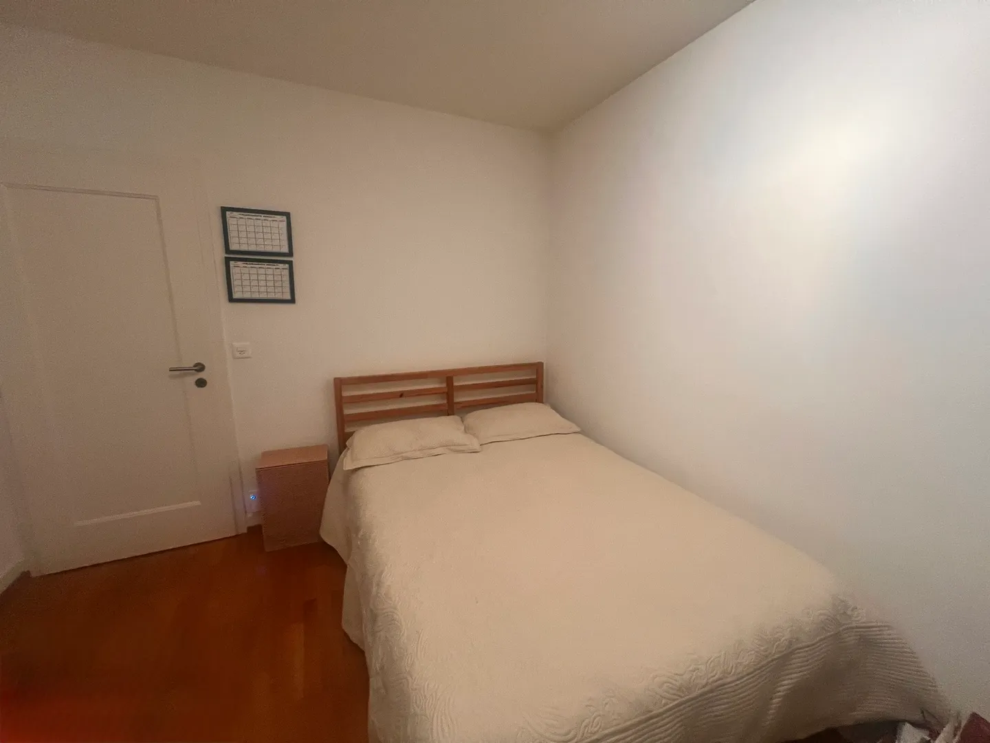 Charming Apartment with Balconies - Photo 3 of 7