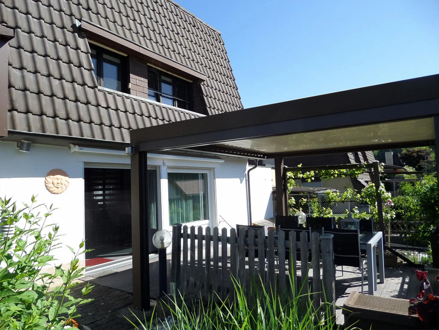 Charmantes Einfamilienhaus mit Garten - Foto 2 von 27