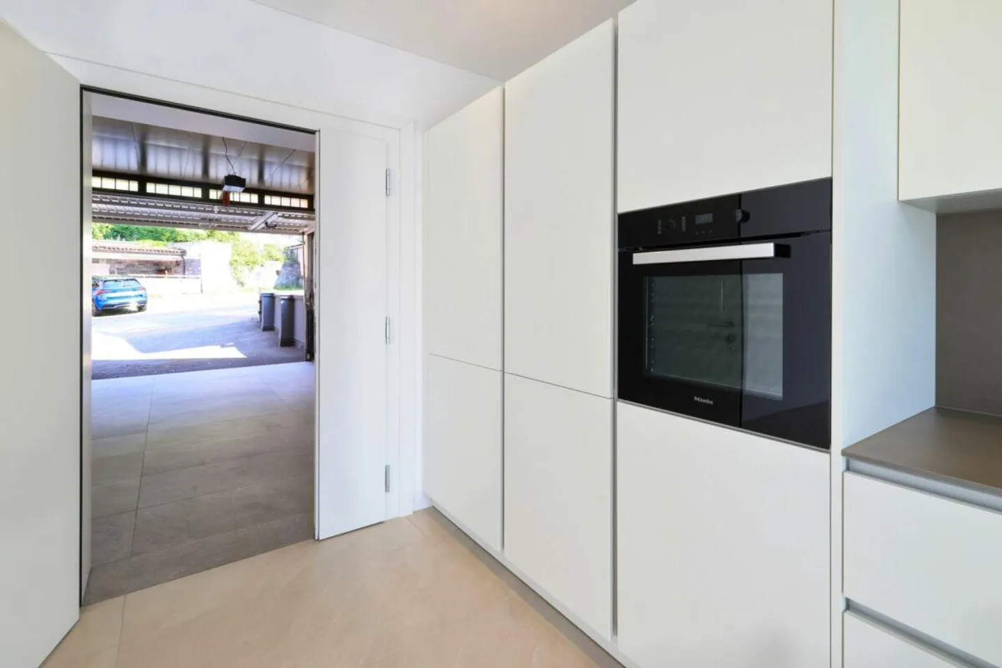 ORSELINA - große 3 1/2 Zimmer, Seeblick, Garage-Box auf der Etage - Foto 9 von 18
