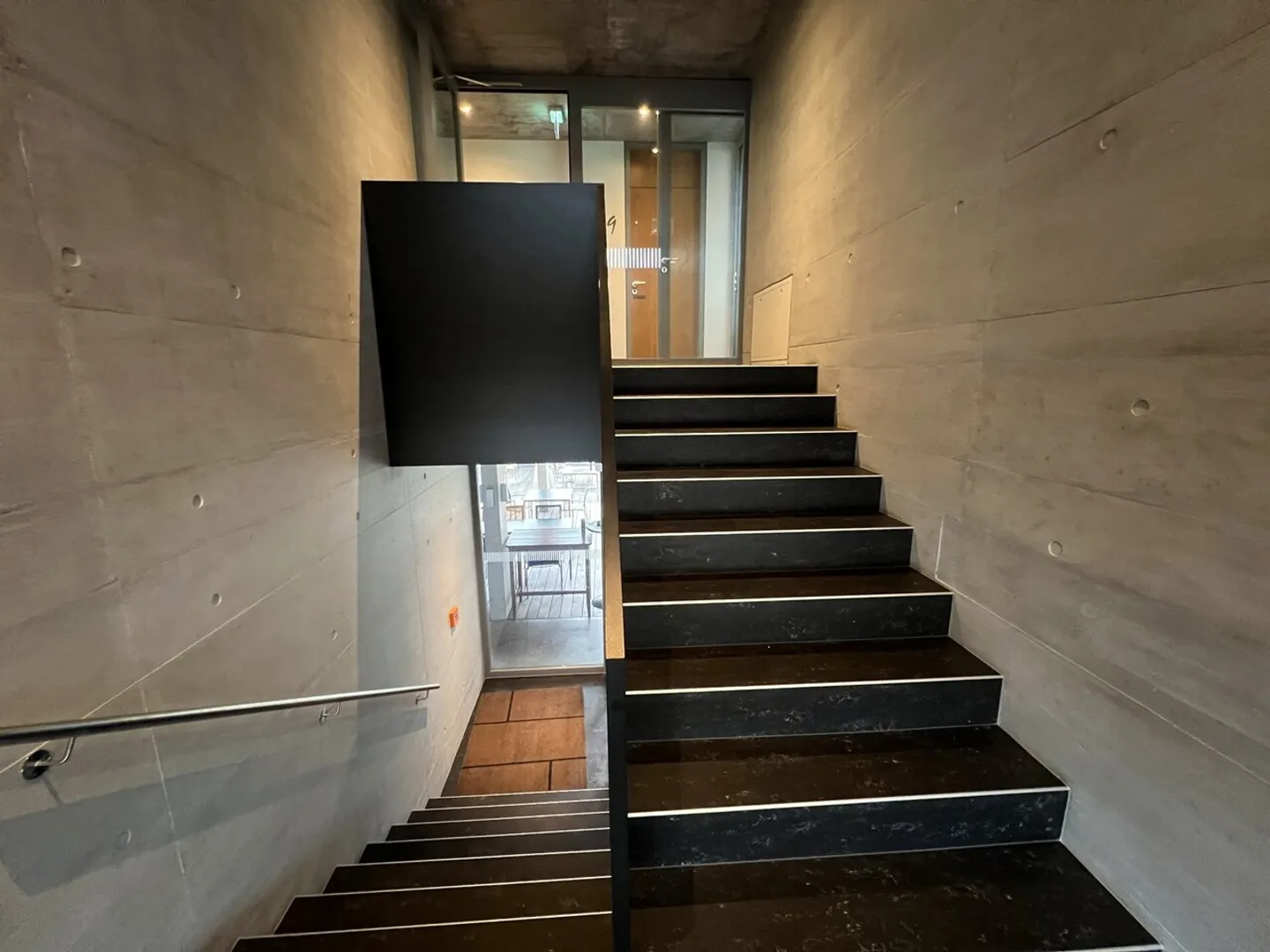 Mischgenutztes Gebäude kaufen - Foto 11 von 13