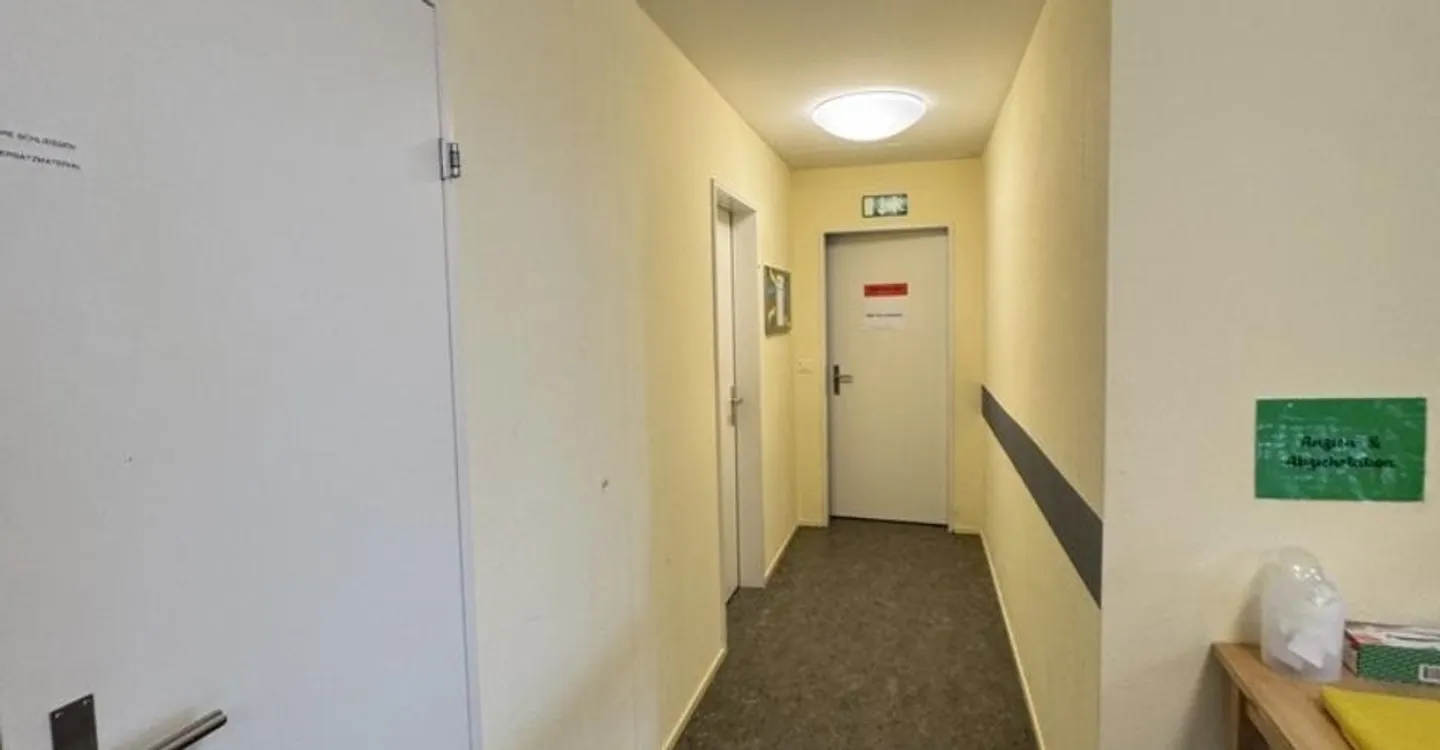Gewerbefläche in Baden - Foto 4 von 9