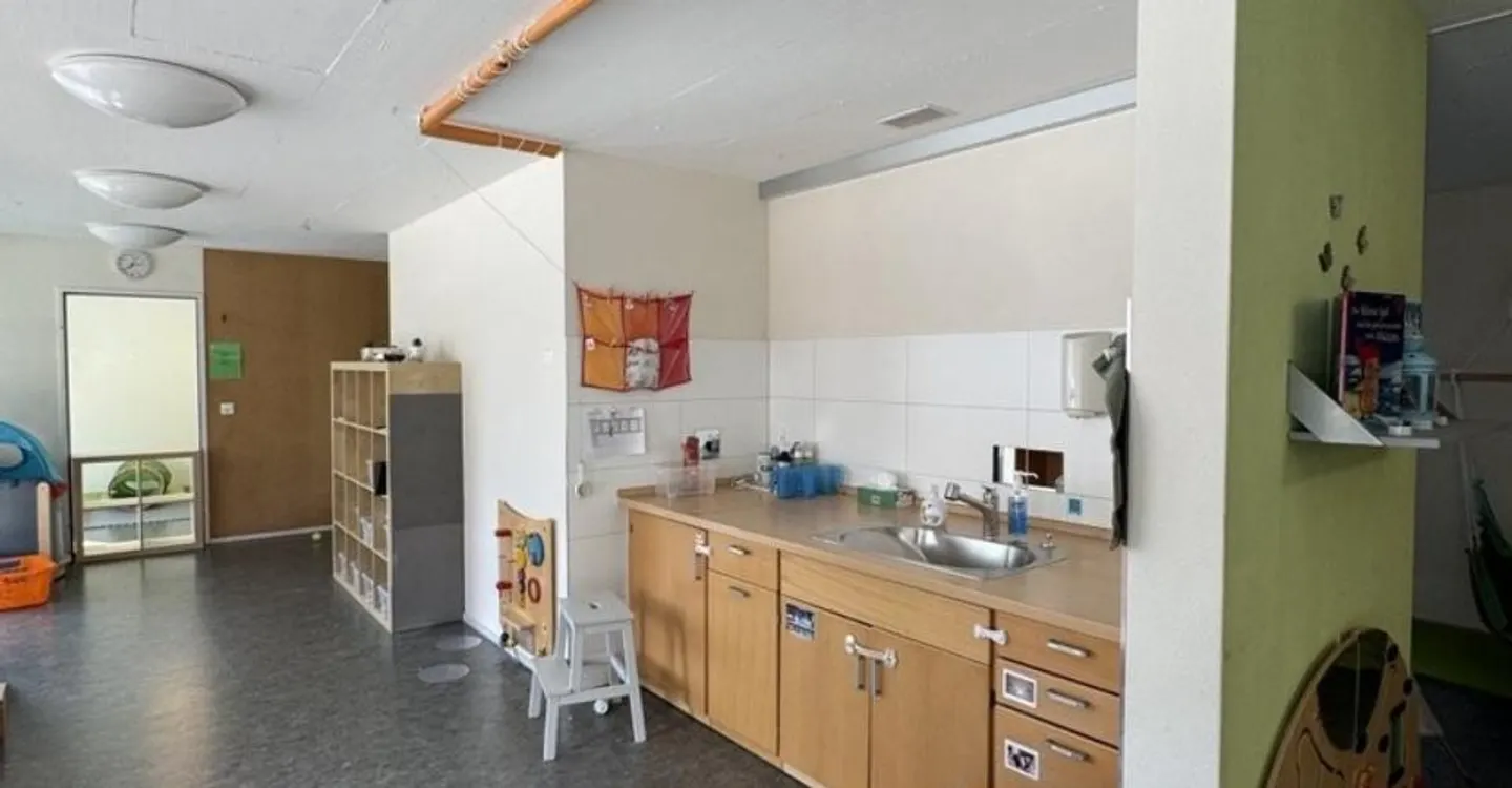 Gewerbefläche in Baden - Foto 6 von 9
