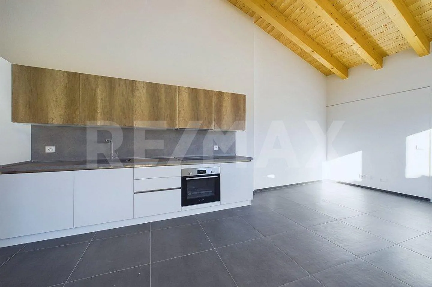 Casa a schiera elegante ed energeticamente efficiente con vista a Lopagno - Foto 6 di 13