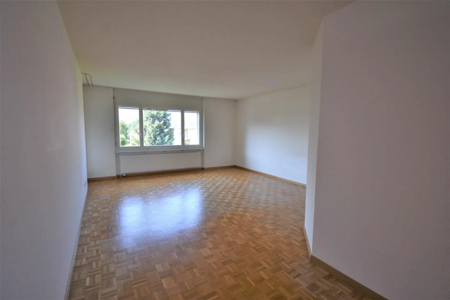 4.5-Zimmer-Wohnung 2. OG - Foto 2 von 9