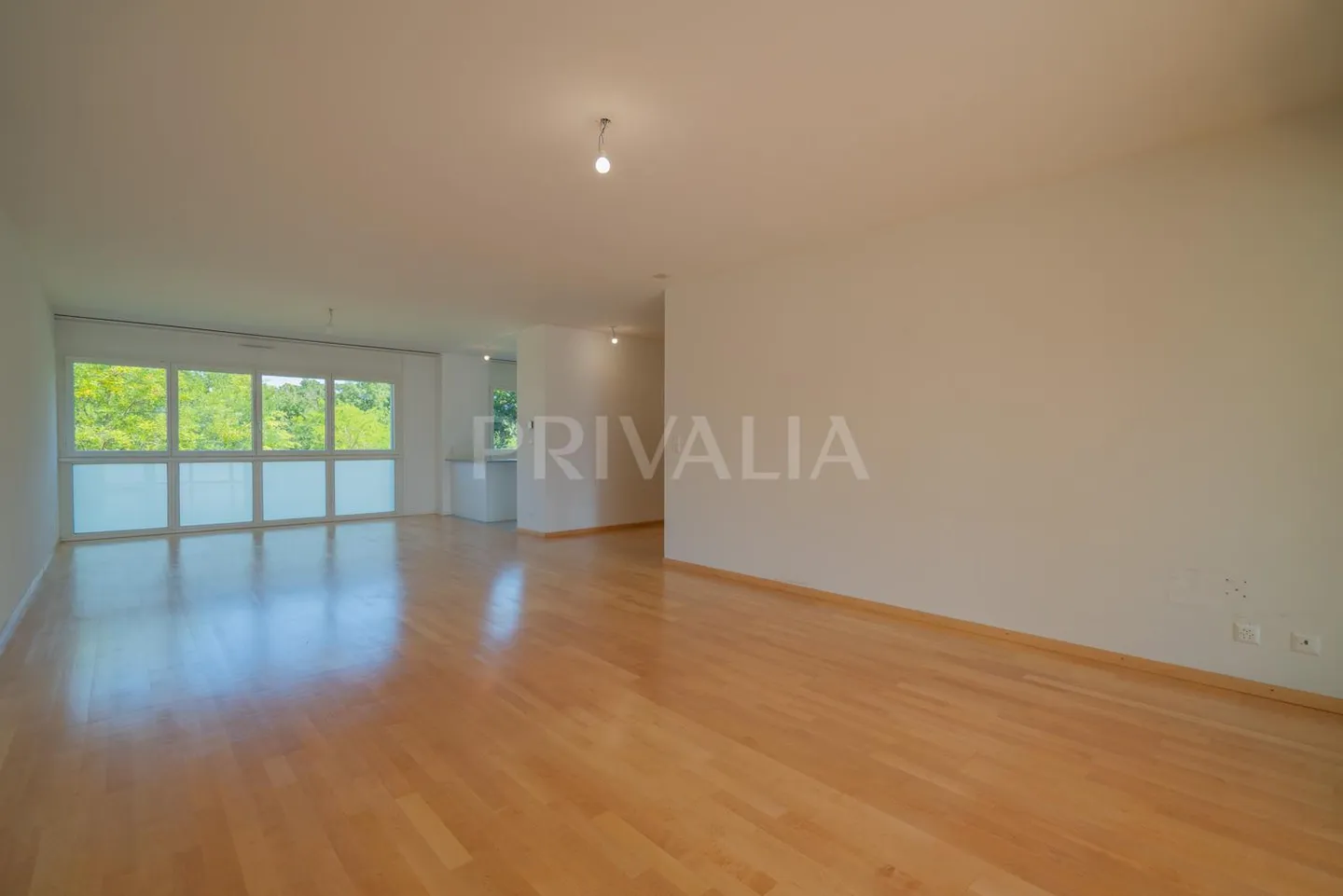 Bellissimo appartamento di 150 m2, balcone e giardino d'inverno - Foto 2 di 10