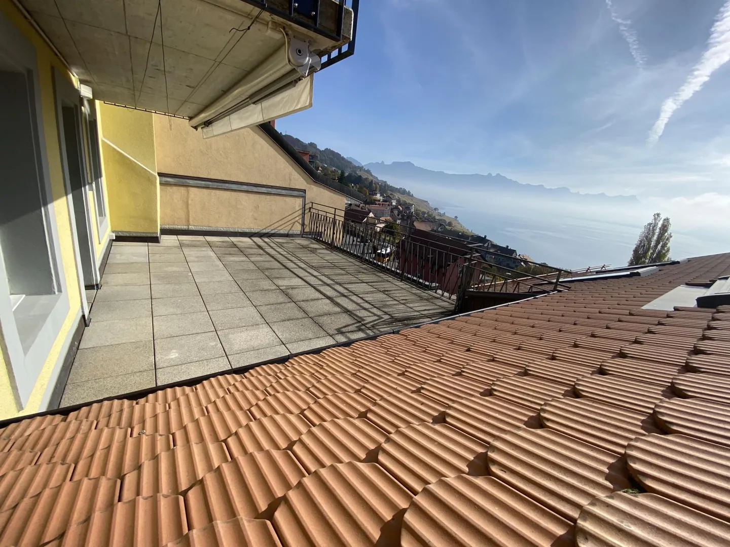 Charmante Wohnung mit Seeblick - Foto 1 von 9