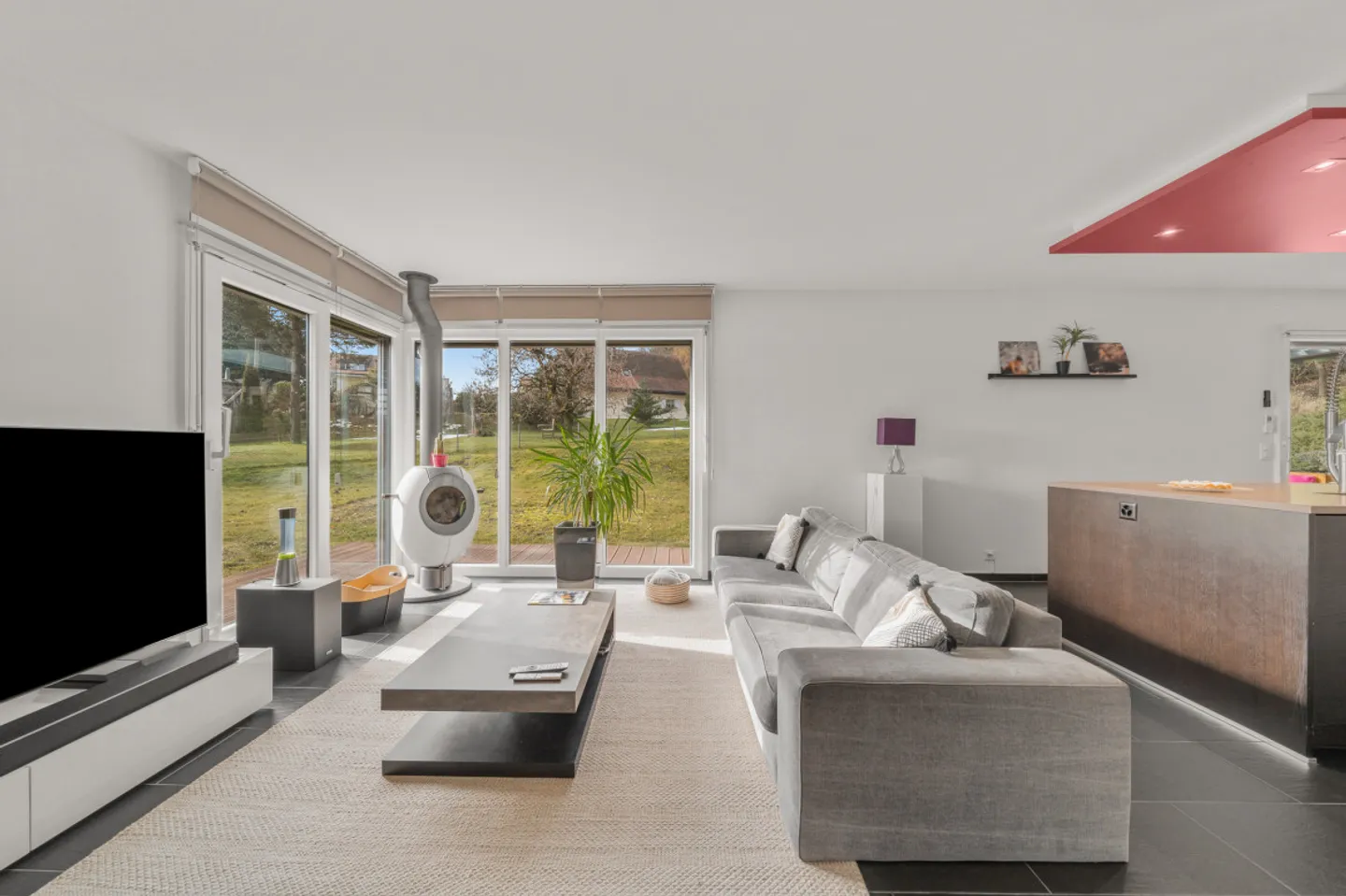 Esclusivo, a 15 minuti da Losanna! - Foto 3 di 13