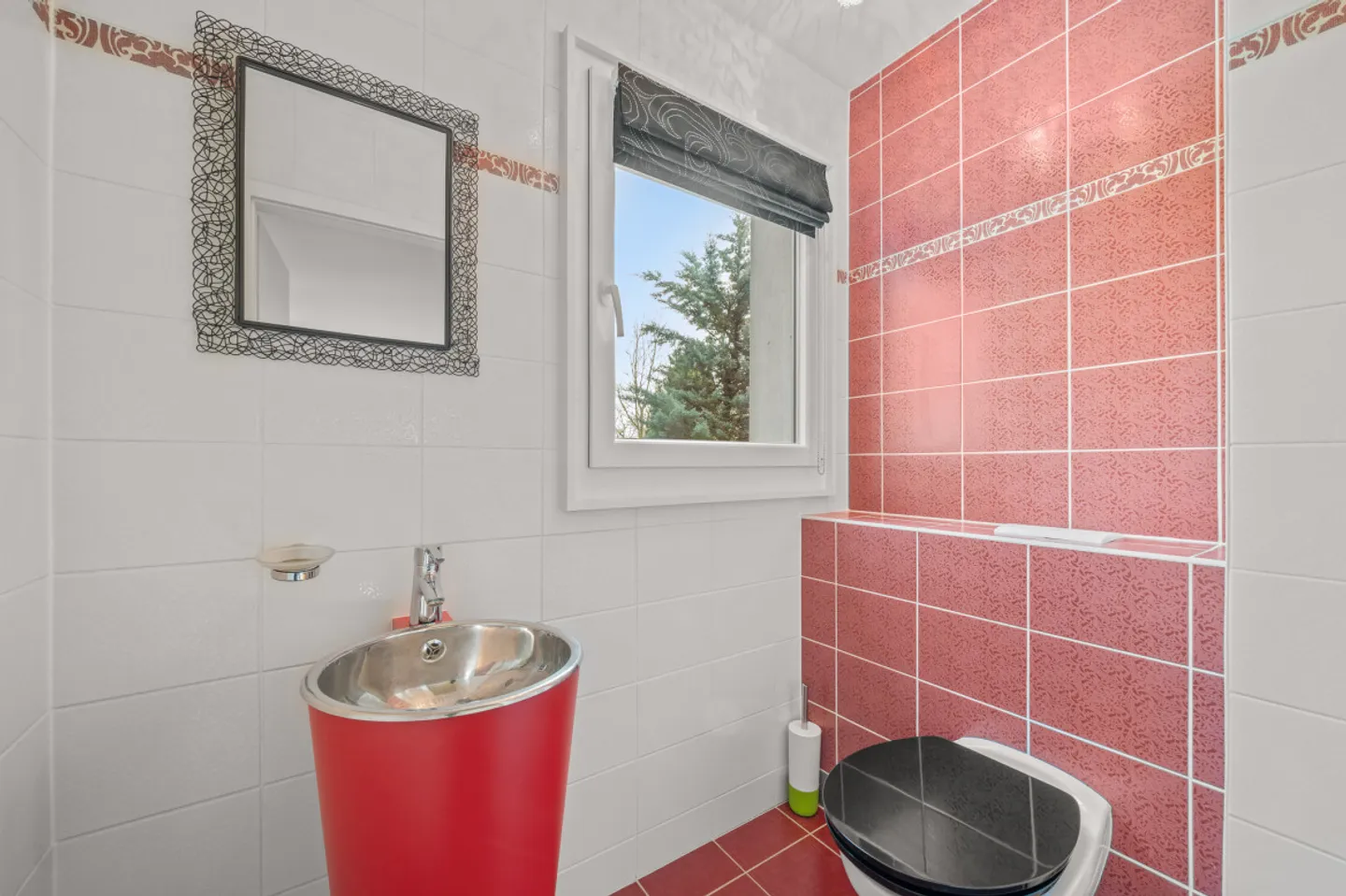 Esclusivo, a 15 minuti da Losanna! - Foto 5 di 13