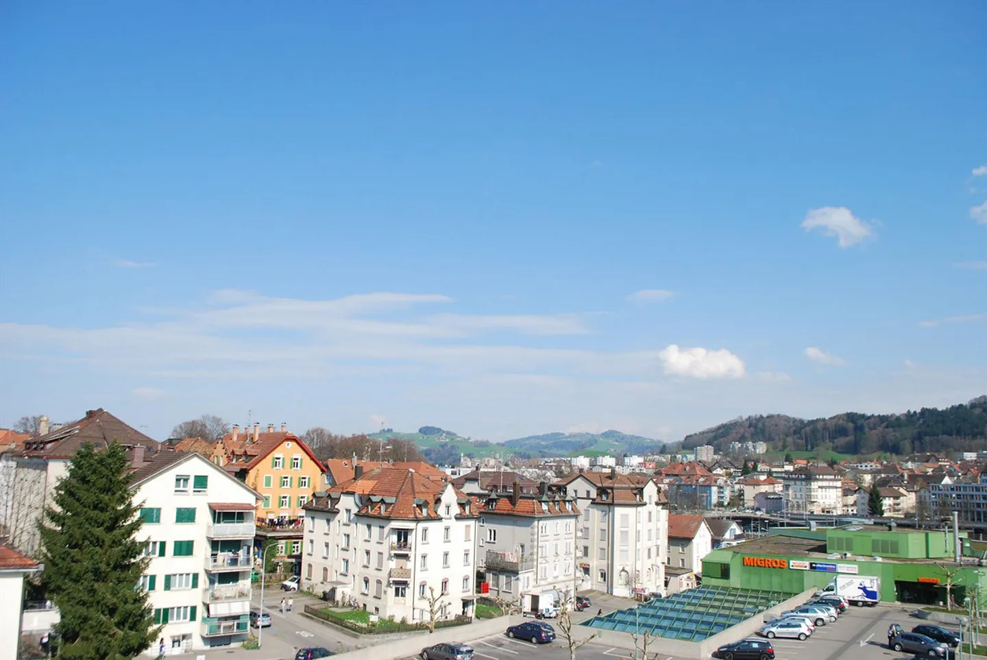 Stylische Attikawohnung mit Terrasse - Foto 1 von 8