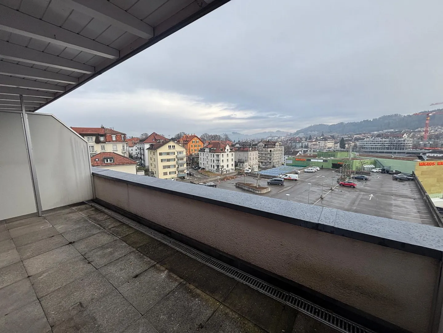 Stylische Attikawohnung mit Terrasse - Foto 5 von 8