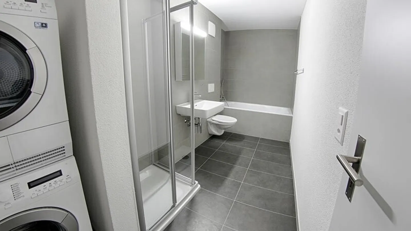 Modern 3.5-room apartment on the ground floor - Photo 4 of 9