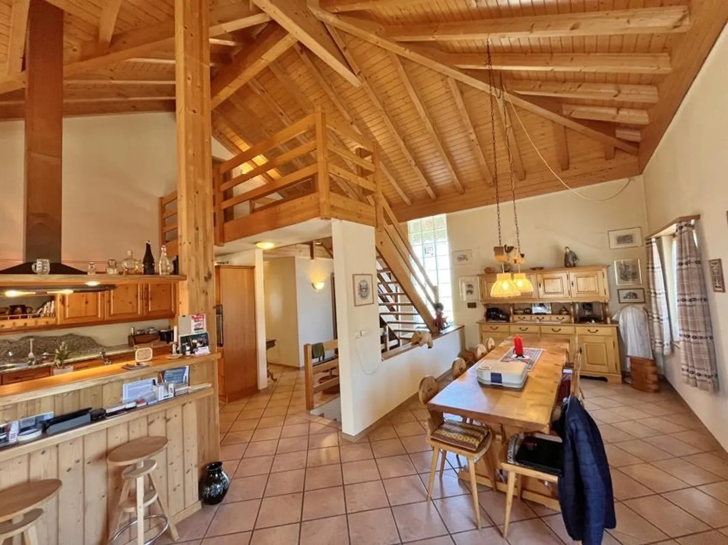 grand maison individuelle de 4,5 pièces dans un endroit calme - Photo 3 sur 16