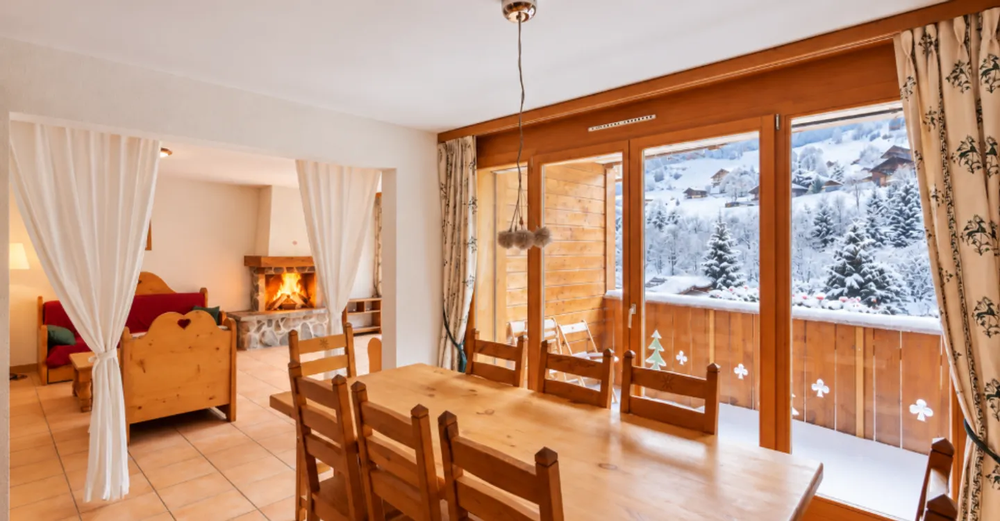 Bel Appartement avec Vue Montagne - Photo 3 sur 7