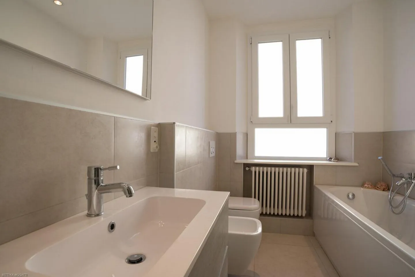 CHIASSO – VILLA EUREKA THE FASCINATING TIME STYLE - Photo 9 of 10