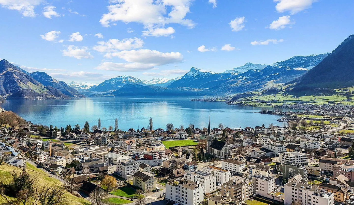 VISTA DA SOGNO CERCA NUOVI GUSTATORI - ABITARE SOPRA IL LAGO - Foto 1 di 16