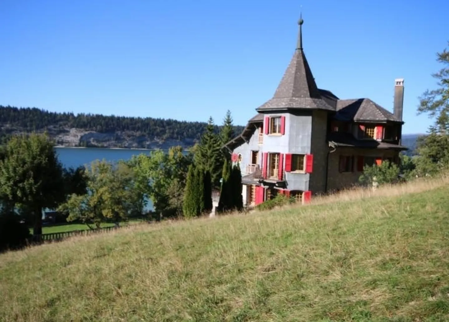 Wunderschönes Herrenhaus mit Blick auf den Joux-See - Foto 1 von 19