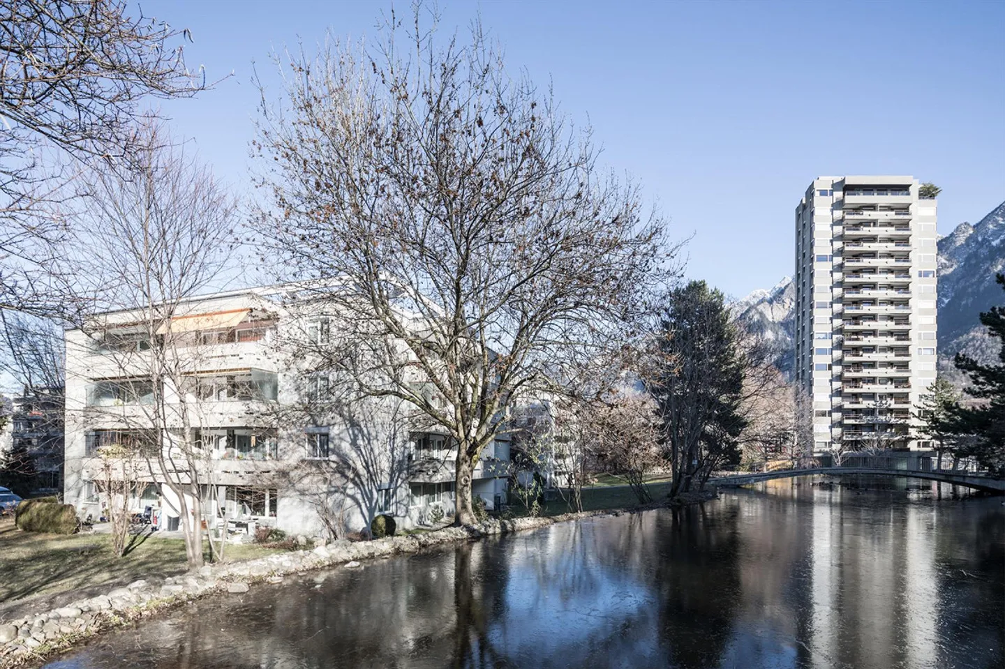 2-room apartment - Photo 2 of 8