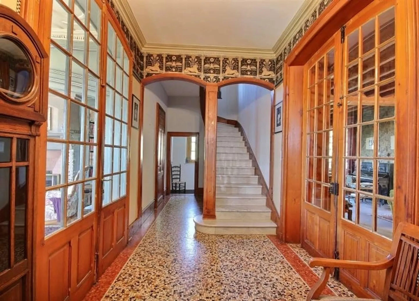 Wunderschönes Herrenhaus mit Blick auf den Joux-See - Foto 3 von 19