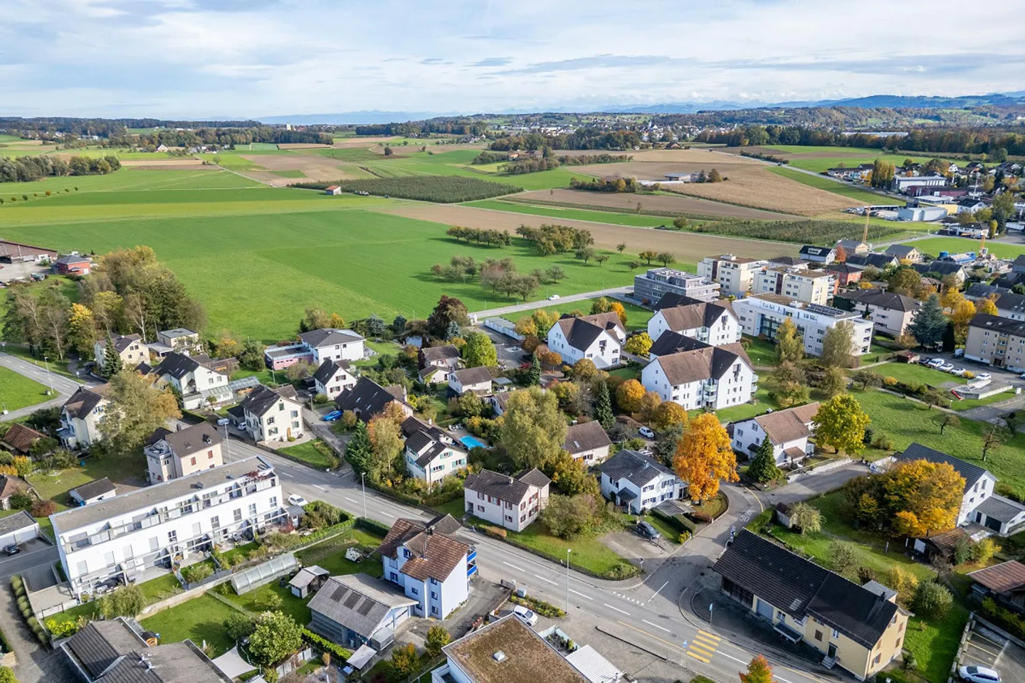 Terrain de construction spacieux avec maison individuelle détachée - Photo 19 sur 20