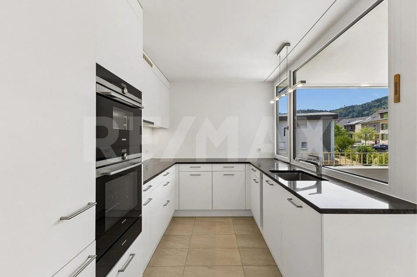 Vivere moderno a Eibach con loggia soleggiata - Foto 3 di 13