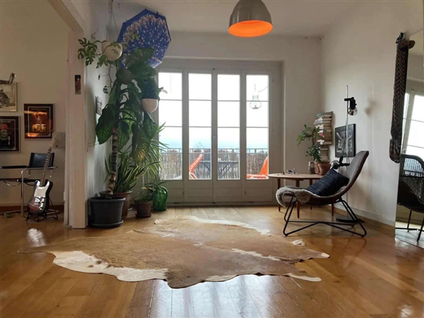 APPARTEMENT 2½ PIÈCES À ZURICH - DISTRICT 10 WIPKINGEN, MEUBLÉ, TEMPORAIRE - Photo 3 sur 9