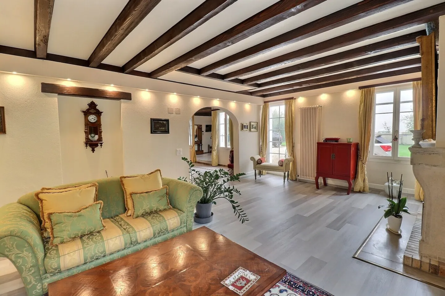 Unique à Nyon ! Magnifique propriété avec piscine et jacuzzi à louer - Photo 3 sur 8