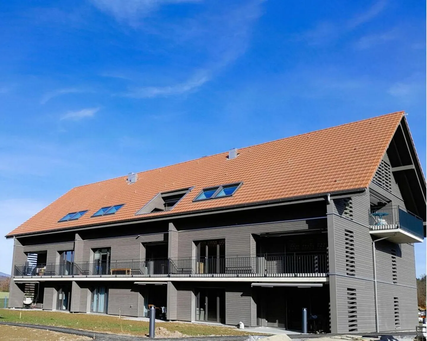 Appartamento da sogno con 4,5 stanze in mansarda con galleria nel nuovo sviluppo - Foto 2 di 3