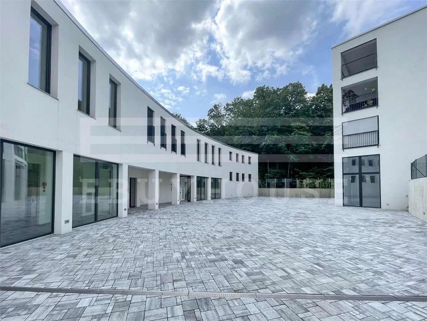 Elegantes Apartment in der Natur - Foto 1 von 6