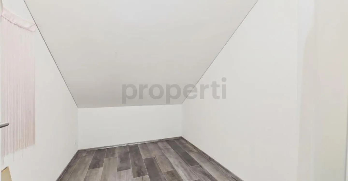Grosszügige Terrasse (25 m²), Reduit mit Waschturm & Rollstuhlgängig in Schneisingen! - Foto 6 di 8