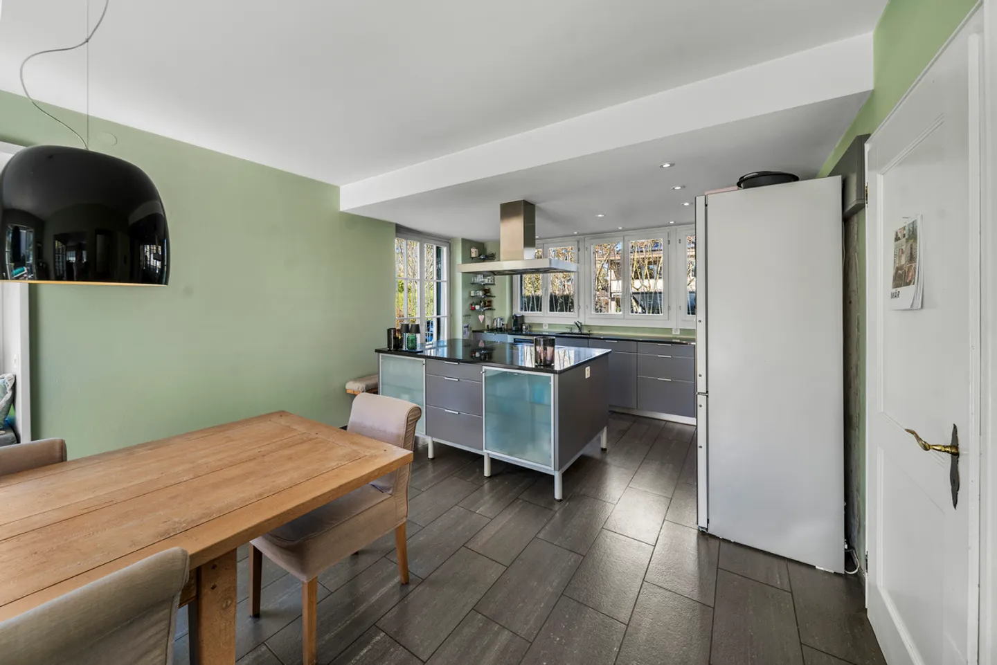 Detached single-family house with pool in Bruderholz - Photo 6 of 15