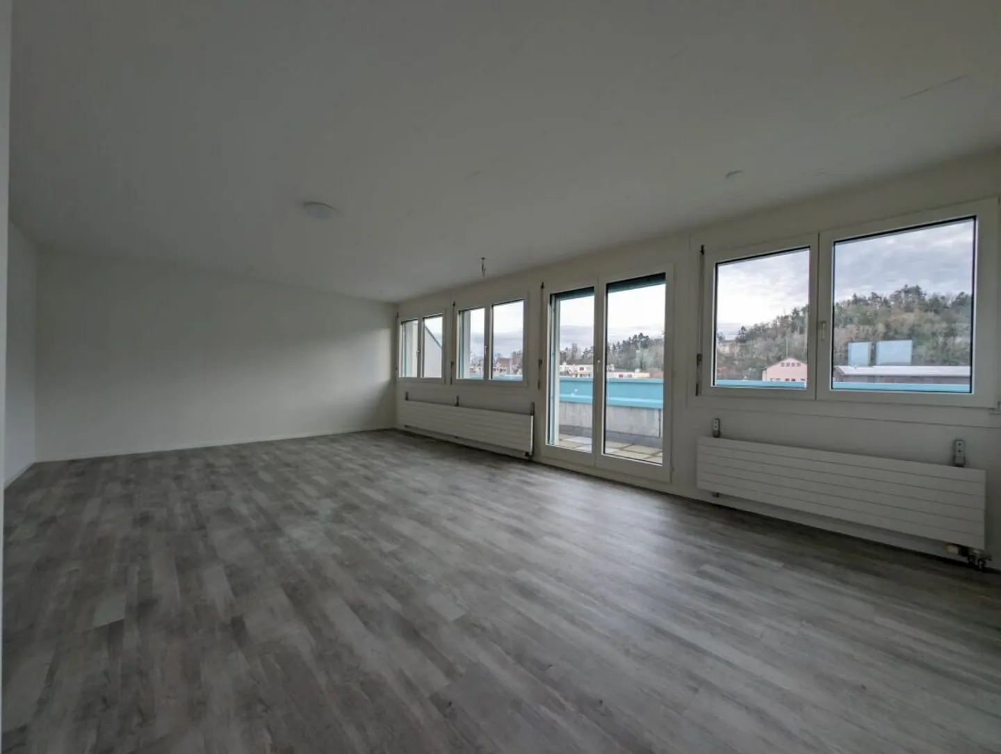 Helle Attika mit Aussicht - Büro - Foto 5 von 6