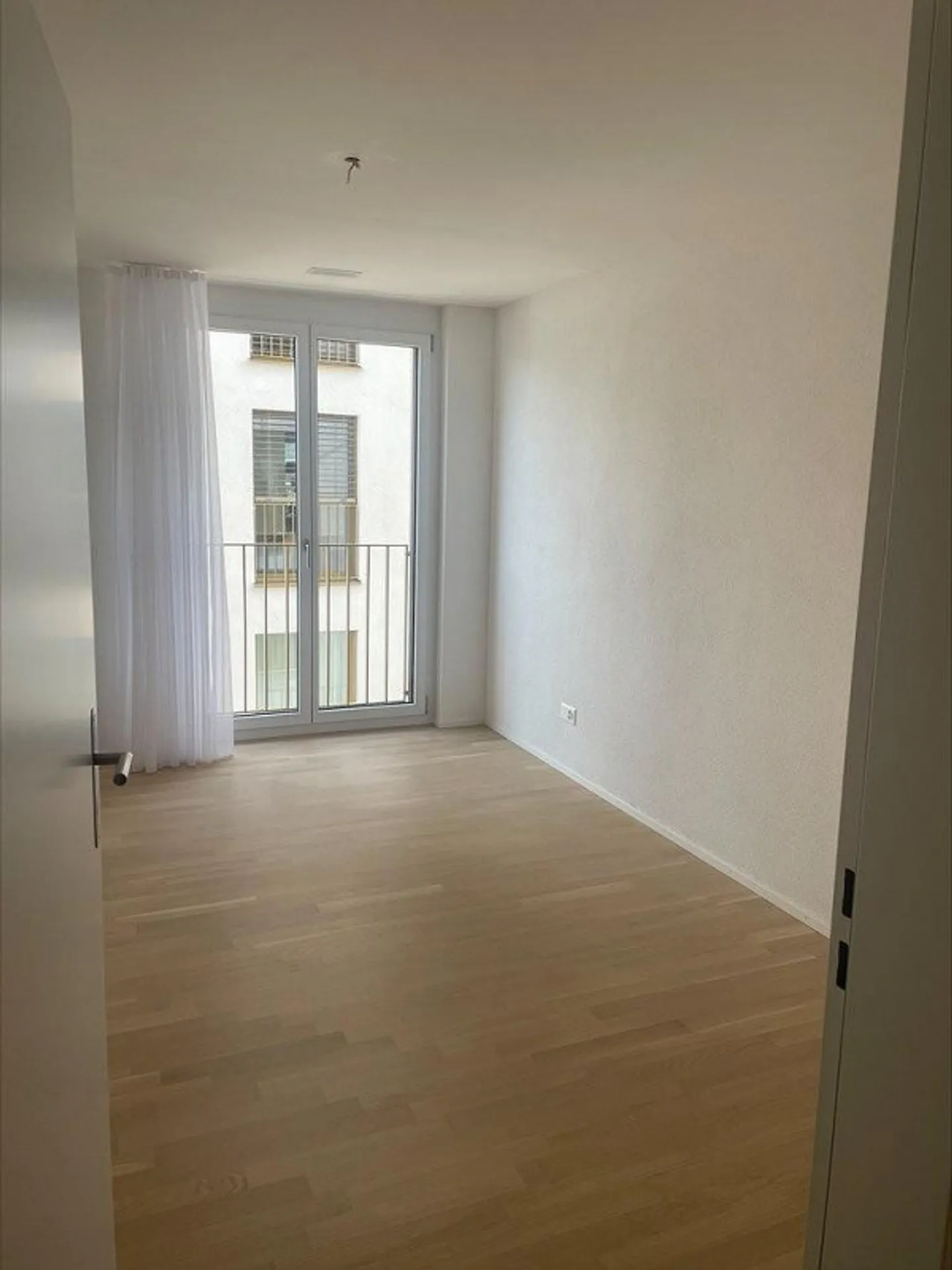 Appartamento moderno di 4,5 stanze in affitto in posizione centrale - Foto 6 di 7