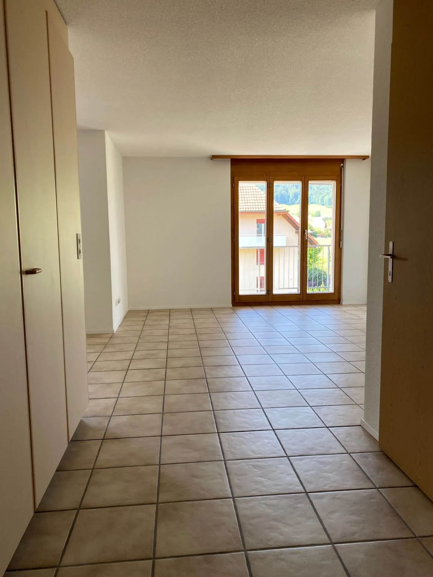 Move in and feel at home! - Photo 5 of 7