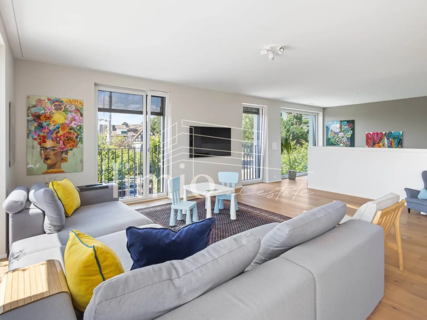 HIGH-END Attic Maisonette with Lake View - Stylish Living on the Gold Coast - Photo 2 of 20