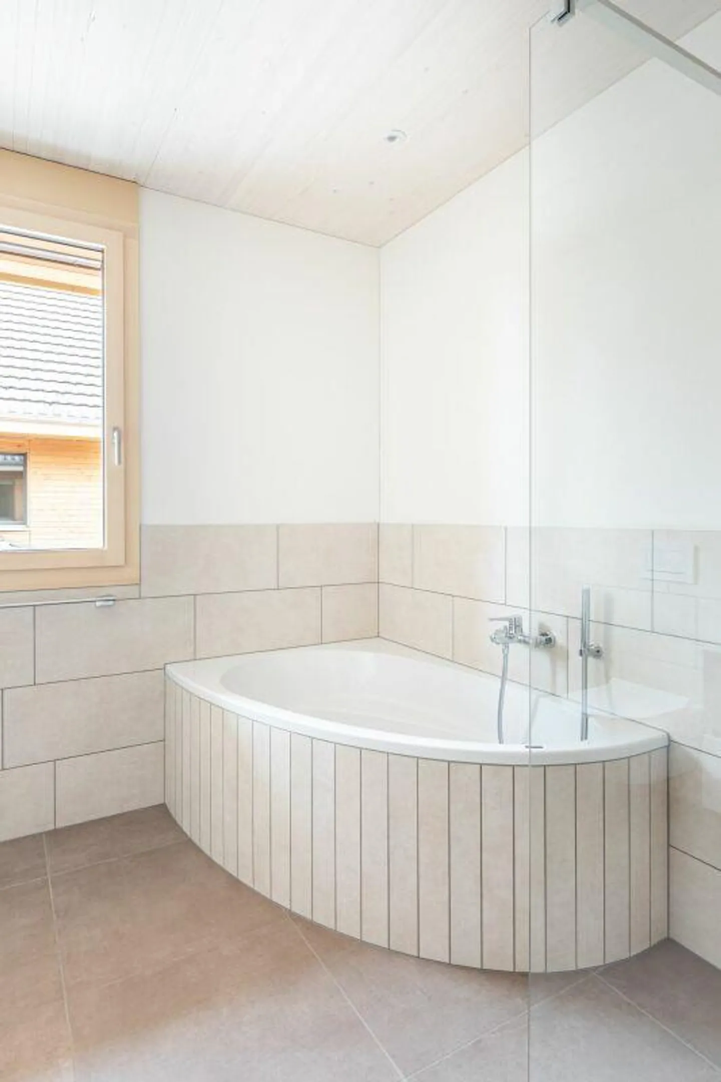 NOUVEAU maison individuelle de 6,5 pièces au bord du lac - Photo 16 sur 24