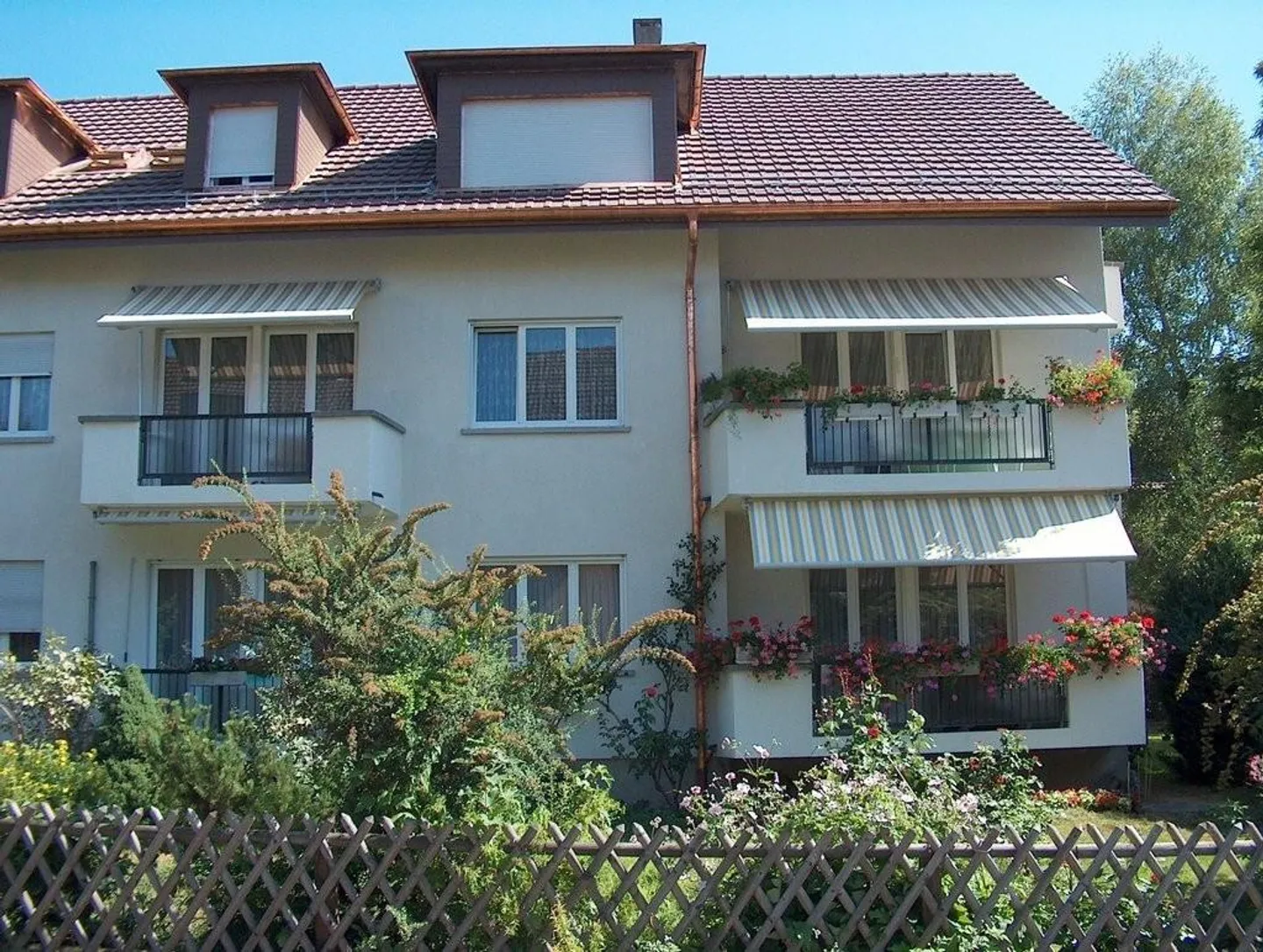 Appartement 1 pièce, 2ème étage - Photo 1 sur 7