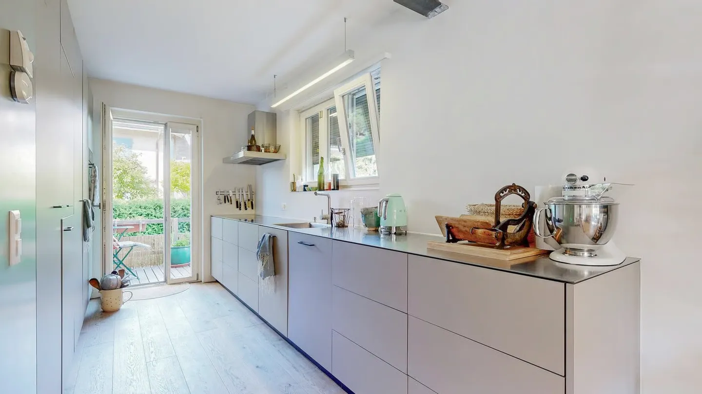 Duplex spacieux avec jardin magnifique - Photo 5 sur 21