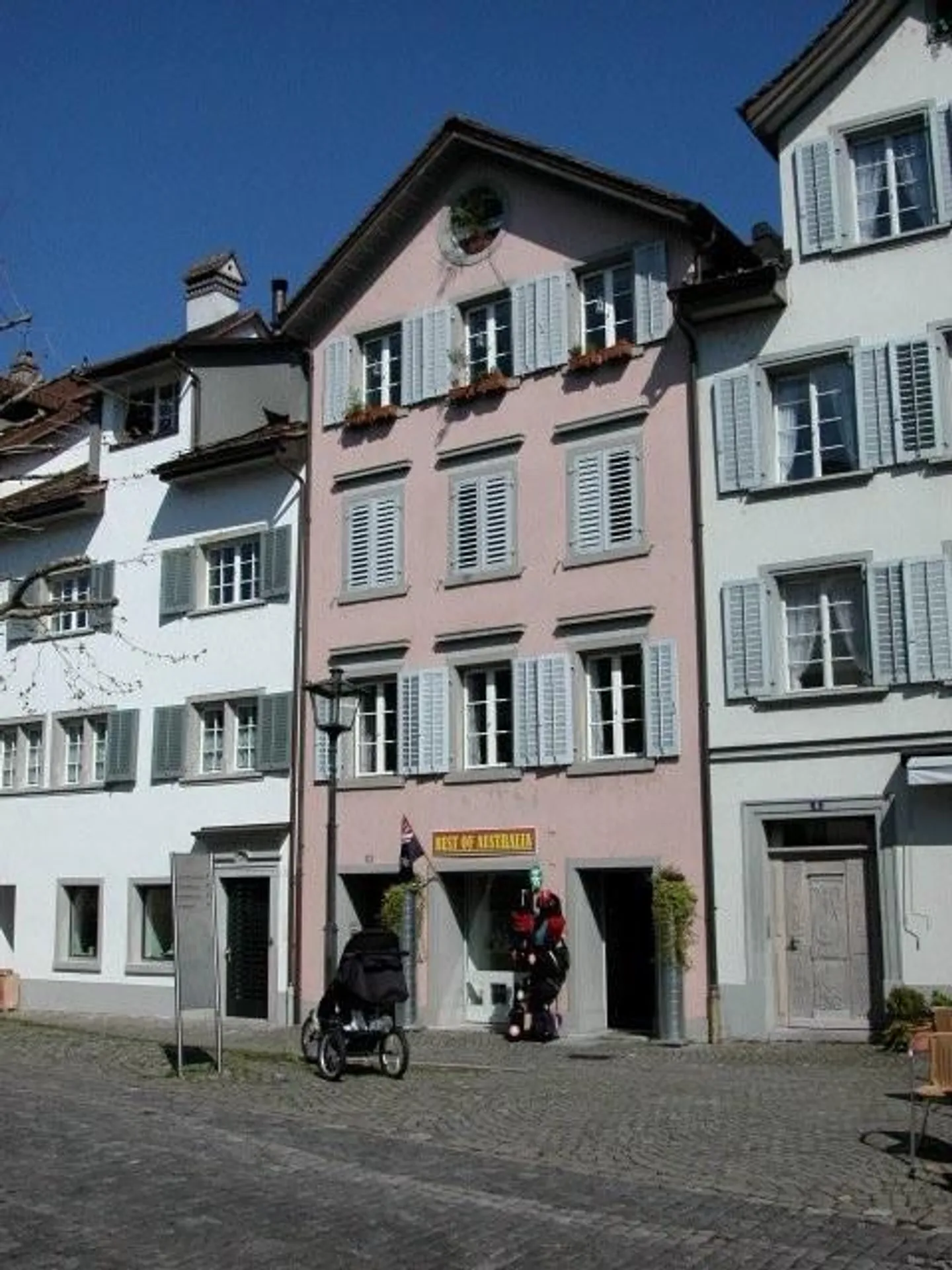 Spazio commerciale elegante nella città vecchia di Rapperswil (133m2) - Foto 1 di 6