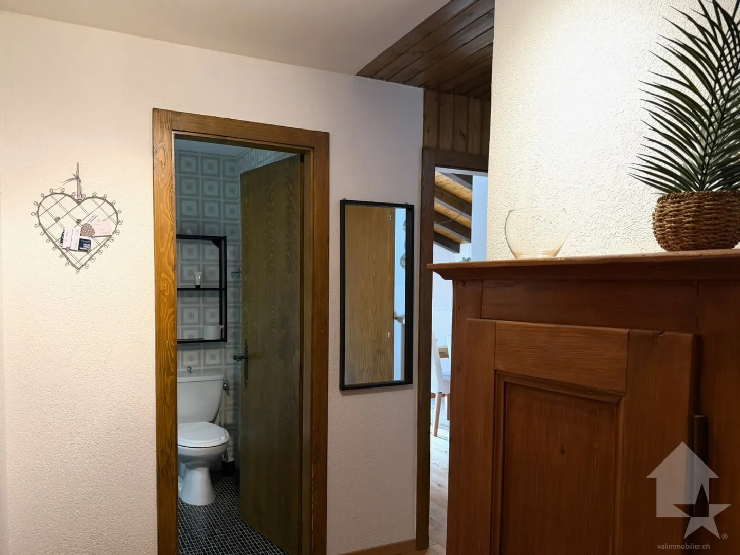 Charming 2.5 room freshly renovated - Photo 18 of 30