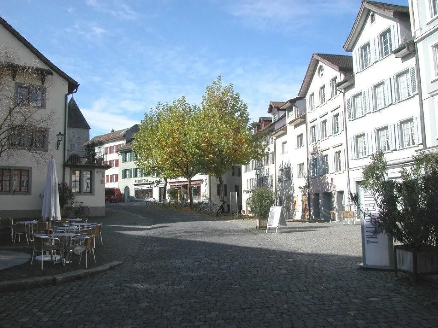 Spazio commerciale elegante nella città vecchia di Rapperswil (133m2) - Foto 6 di 6
