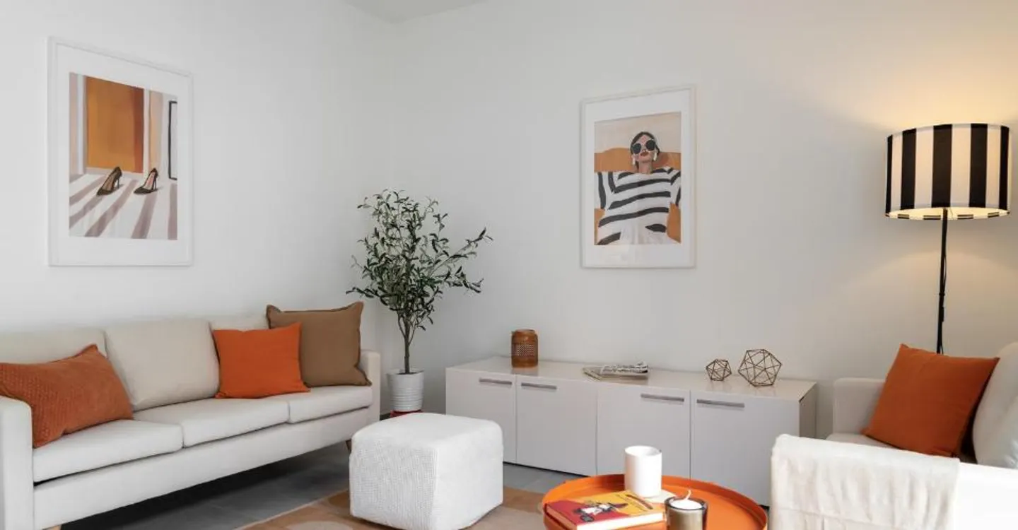 WE RENT IN A RECENTLY RENOVATED BUILDING - Photo 5 of 12