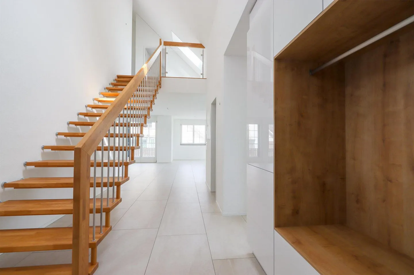 Confort de vie moderne avec des finitions de haute qualité et un agencement réfléchi... - Photo 1 sur 11